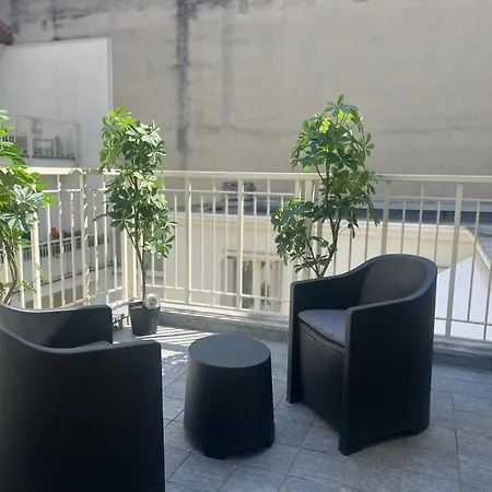 La Regina Delle Locazioni Nel Centro Storico Di Milano Apartment Exterior photo